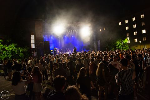 Foto z festivalu Mezi Bloky 2022