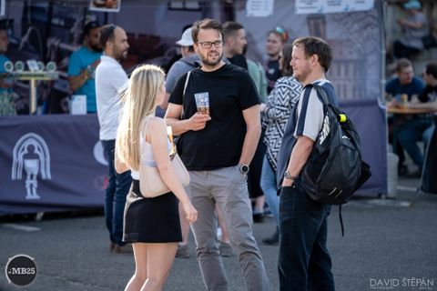 Foto z festivalu Mezi Bloky 2025