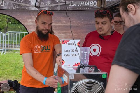 Foto z festivalu Mezi Bloky 2023