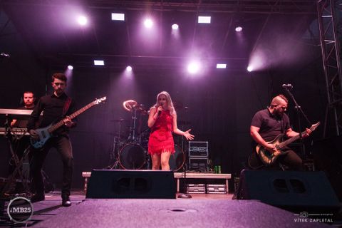 Foto z festivalu Mezi Bloky 2025