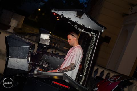 Foto z festivalu Mezi Bloky 2025