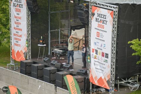 Foto z festivalu Mezi Bloky 2026
