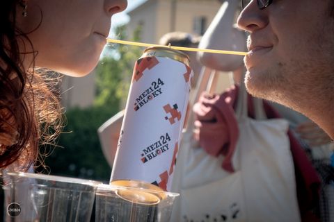 Foto z festivalu Mezi Bloky 2024