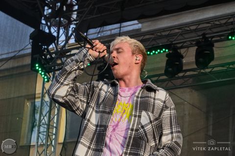 Foto z festivalu Mezi Bloky 2023