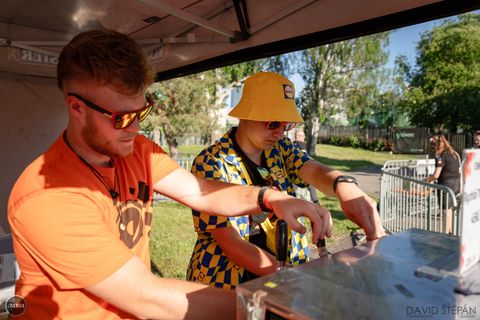 Foto z festivalu Mezi Bloky 2024