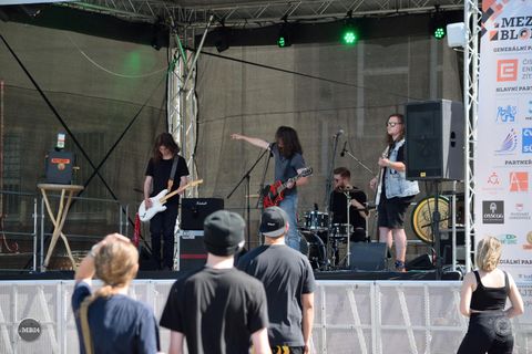 Foto z festivalu Mezi Bloky 2024