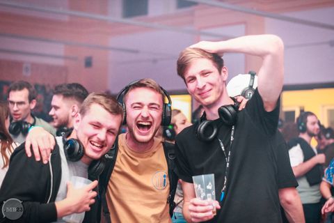 Foto z festivalu Mezi Bloky 2023