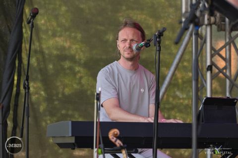 Foto z festivalu Mezi Bloky 2025