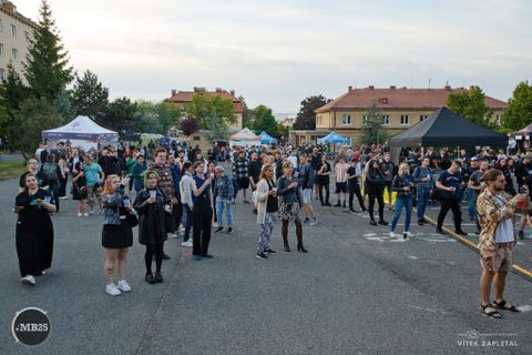 Foto z festivalu Mezi Bloky 2025