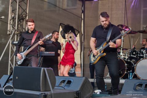 Foto z festivalu Mezi Bloky 2025