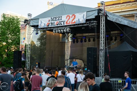 Foto z festivalu Mezi Bloky 2022