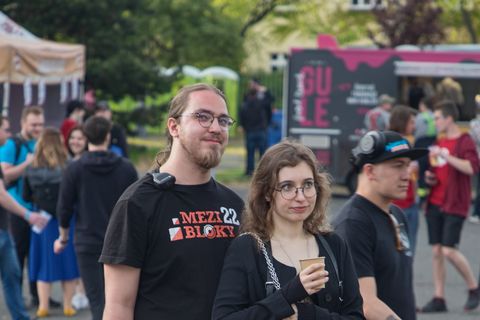 Foto z festivalu Mezi Bloky 2023