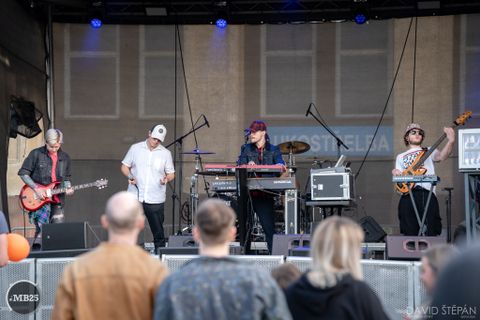 Foto z festivalu Mezi Bloky 2025