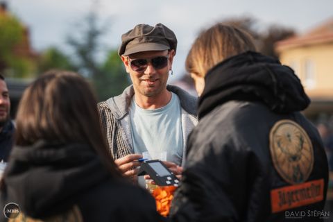 Foto z festivalu Mezi Bloky 2026