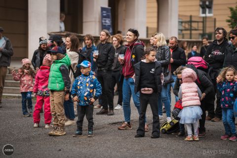 Foto z festivalu Mezi Bloky 2026