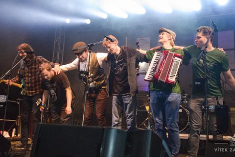 Foto z festivalu Mezi Bloky 2023