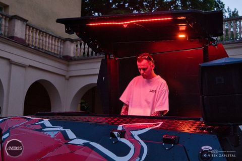 Foto z festivalu Mezi Bloky 2025