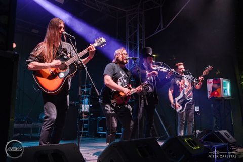 Foto z festivalu Mezi Bloky 2025