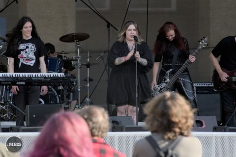 Foto z festivalu Mezi Bloky 2025