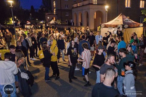 Foto z festivalu Mezi Bloky 2025