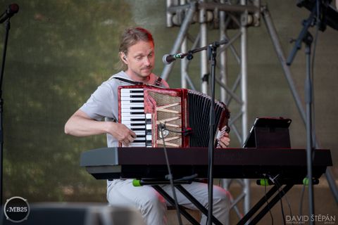 Foto z festivalu Mezi Bloky 2025