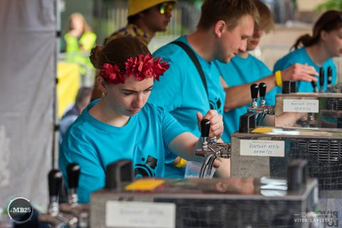 Foto z festivalu Mezi Bloky 2025