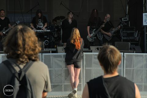 Foto z festivalu Mezi Bloky 2025