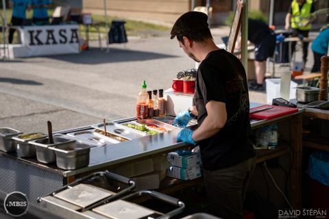 Foto z festivalu Mezi Bloky 2025