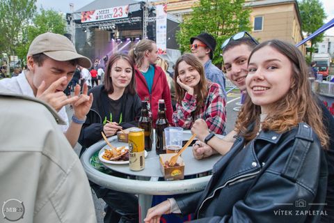 Foto z festivalu Mezi Bloky 2023