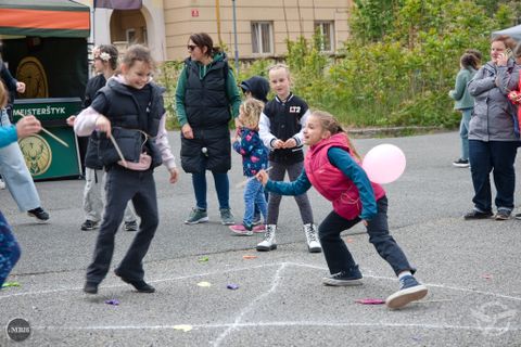 Foto z festivalu Mezi Bloky 2026