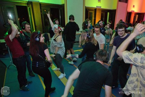 Foto z festivalu Mezi Bloky 2023