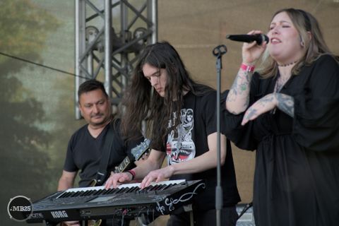 Foto z festivalu Mezi Bloky 2025