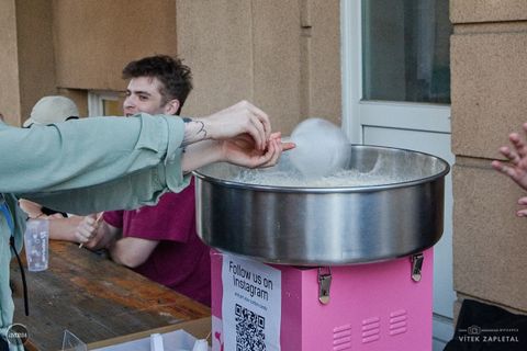 Foto z festivalu Mezi Bloky 2024