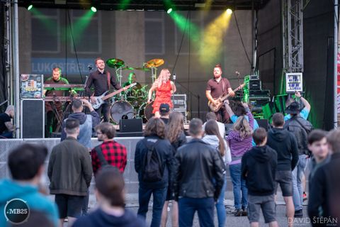 Foto z festivalu Mezi Bloky 2025