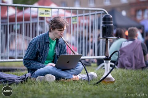 Foto z festivalu Mezi Bloky 2025